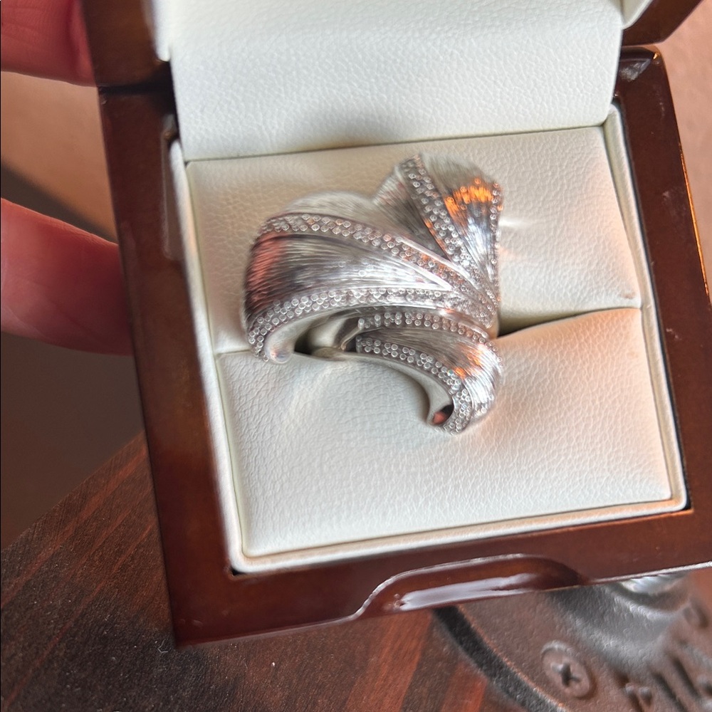 Elegant 18/k white gold filled Diamond Women's Ring